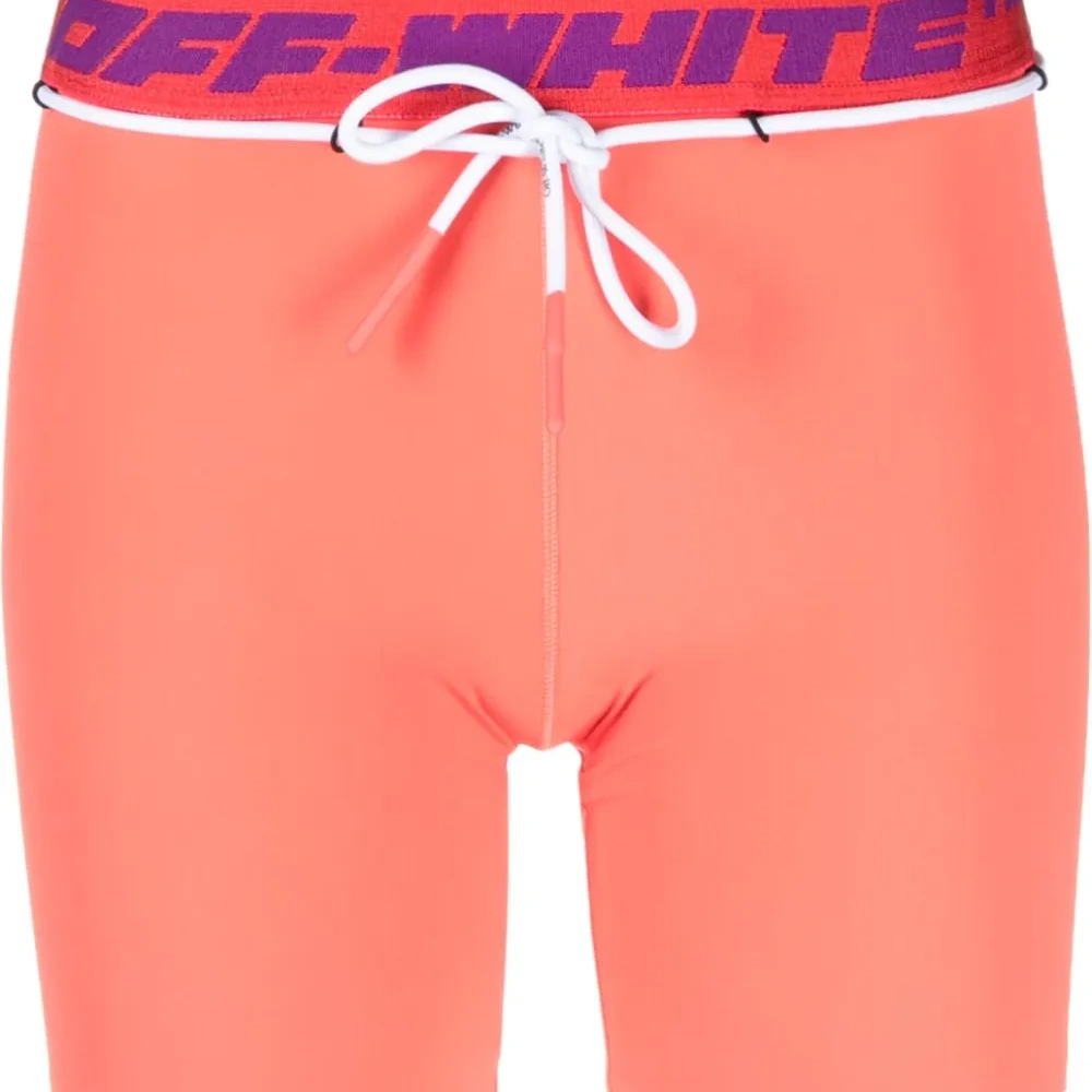 Спортивные шорты с логотипом