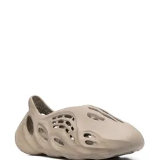 Массивные сандалии