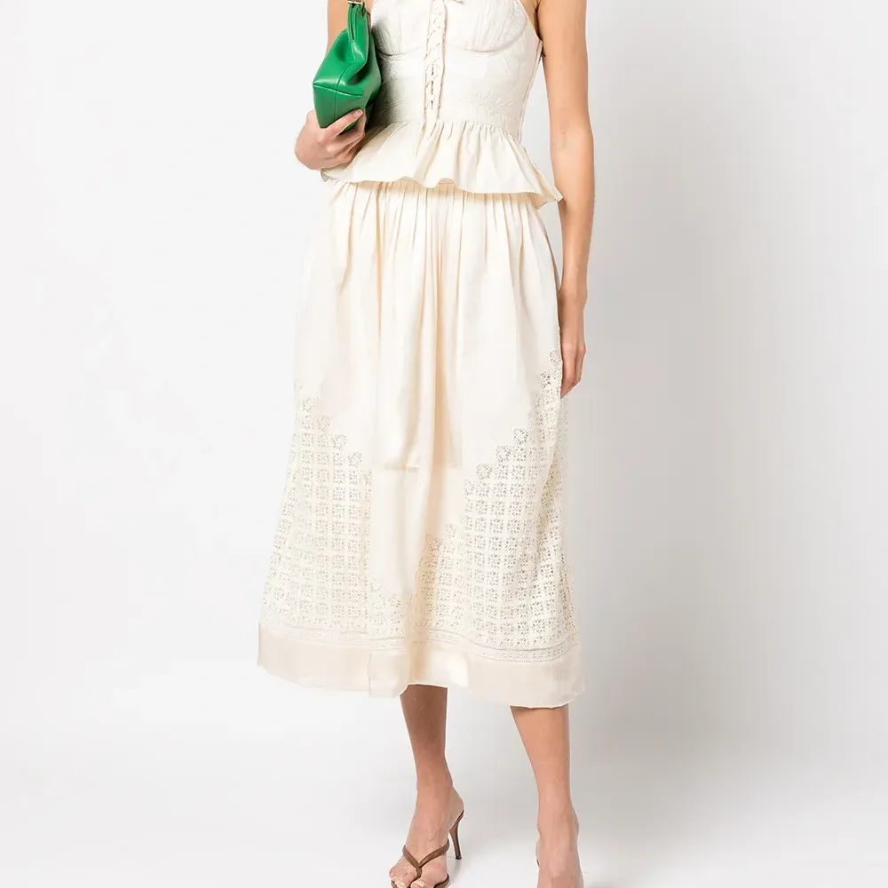 Блузка с баской