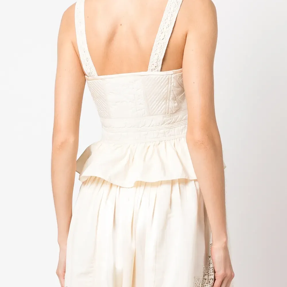 Блузка с баской