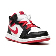 Кроссовки Jordan 1 Mid