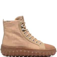 Ботинки на шнуровке