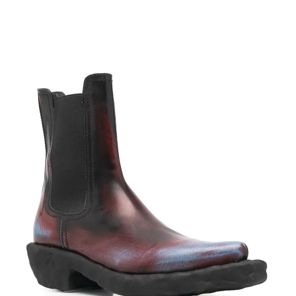 Ботинки с эластичными вставками