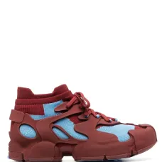 Высокие кроссовки