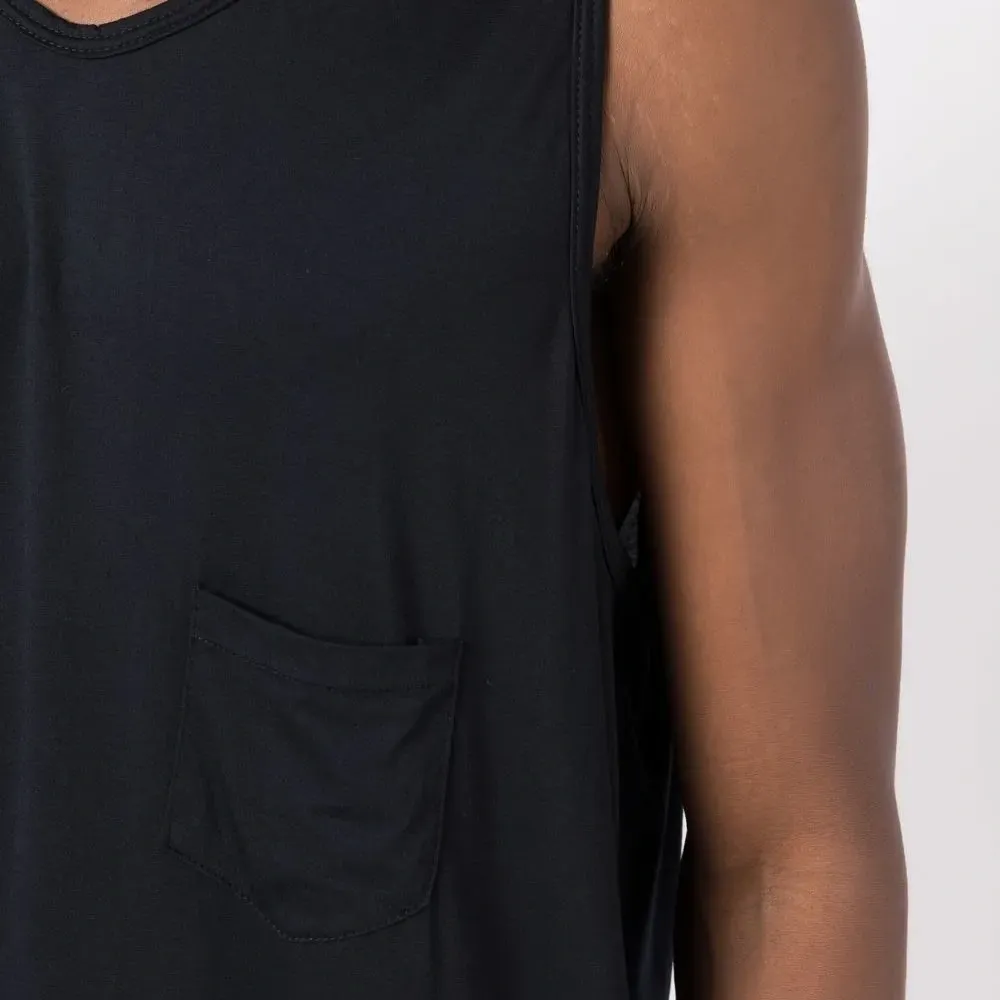 Топ с накладным карманом