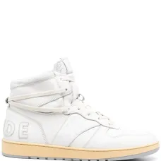 Кроссовки со вставками