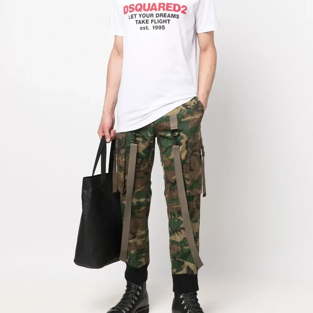 Футболка с логотипом