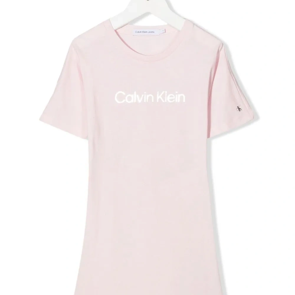 Платье-футболка с логотипом