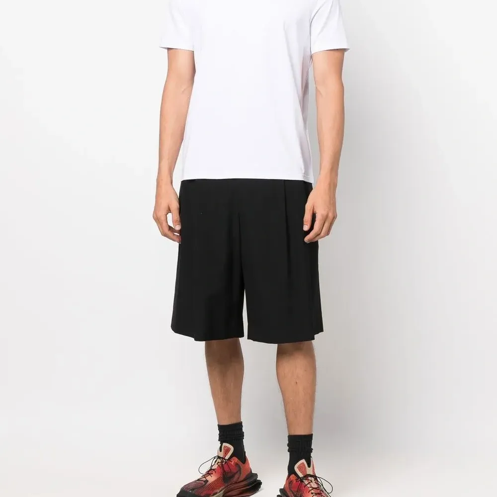 Футболка с логотипом