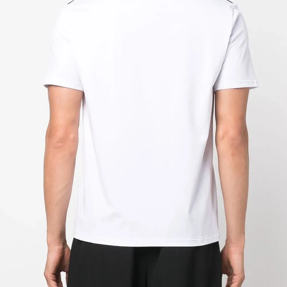 Футболка с логотипом