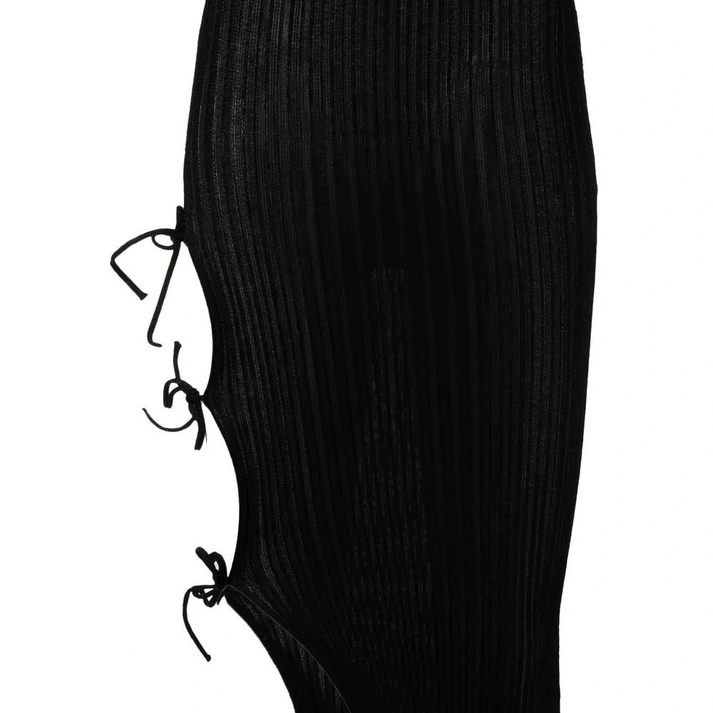 трикотажная юбка с вырезами