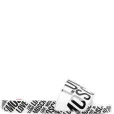 шлепанцы с логотипом