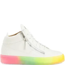 Высокие кроссовки Kriss