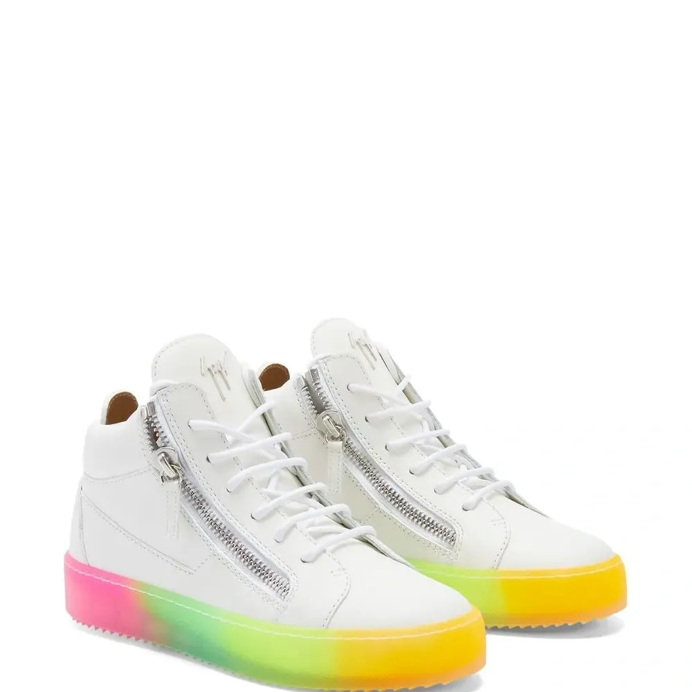 Высокие кроссовки Kriss