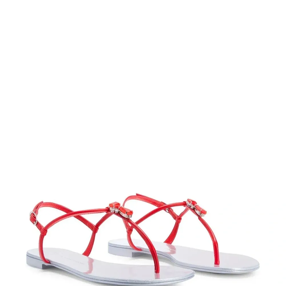 сандалии Sybella с Т-образным ремешком