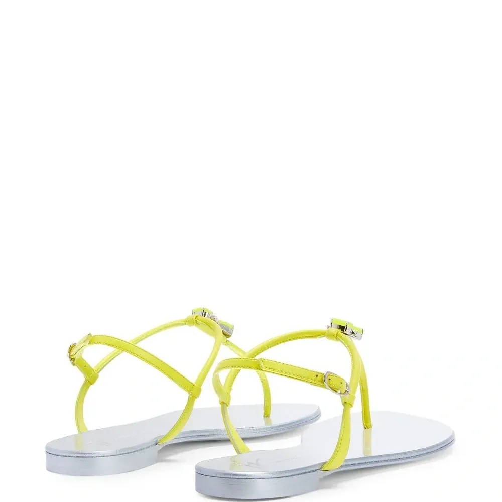 Шлепанцы Sybella с Т-образным ремешком