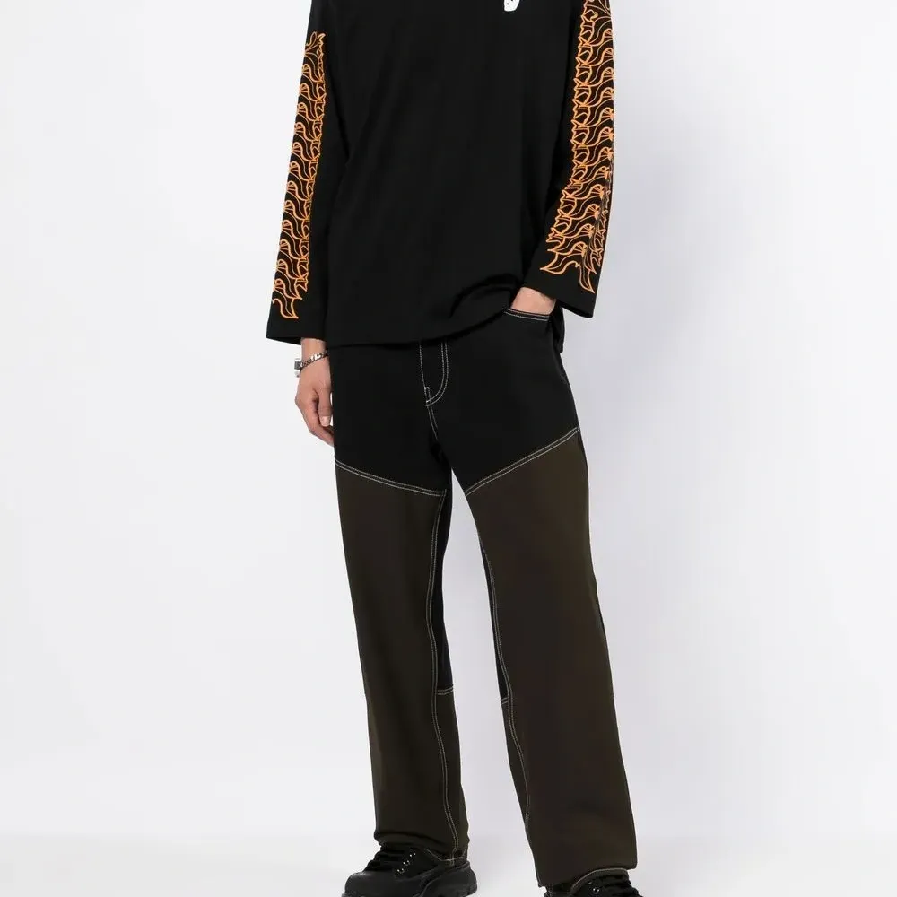 Футболка с длинными рукавами и графичным принтом