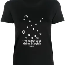 Футболка с логотипом