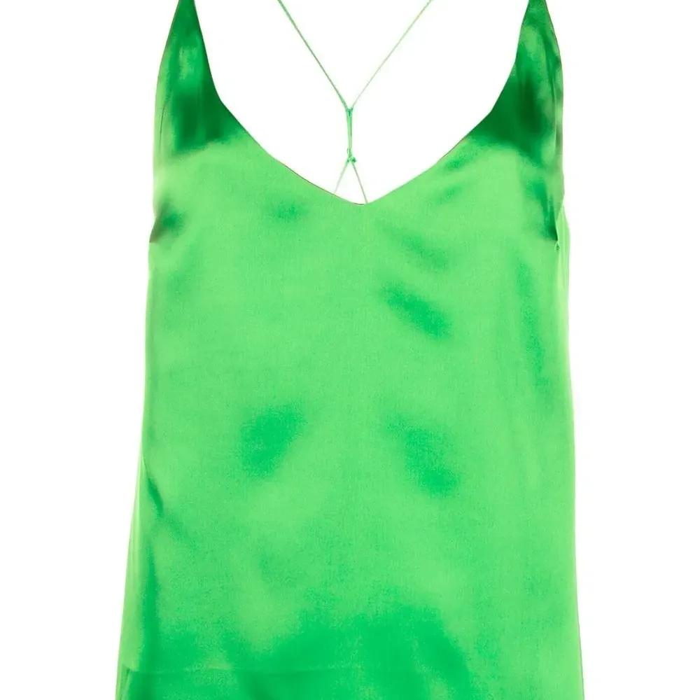 Топ на тонких бретелях