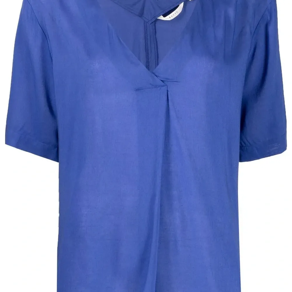 Блузка с V-образным вырезом