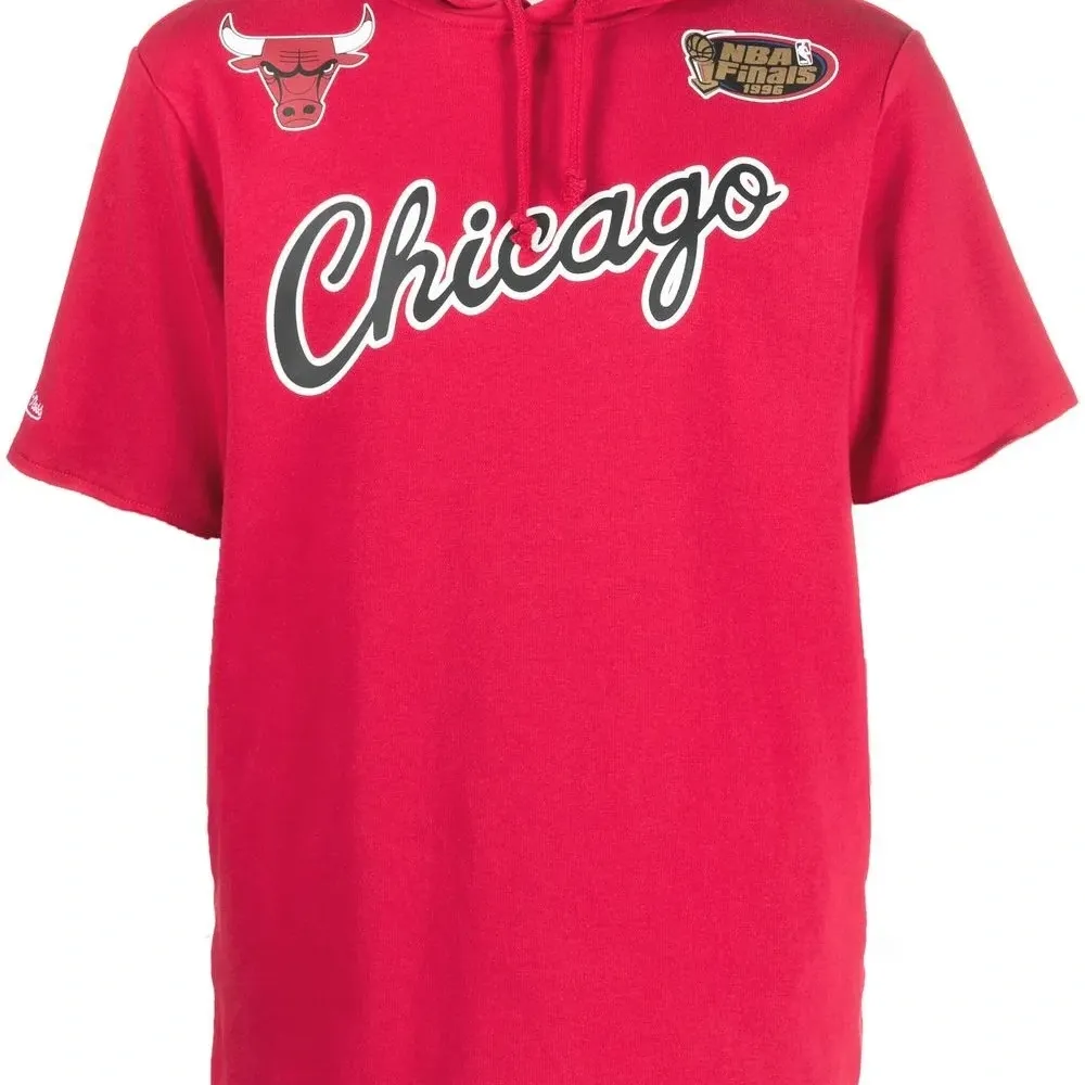 Худи с короткими рукавами и логотипом