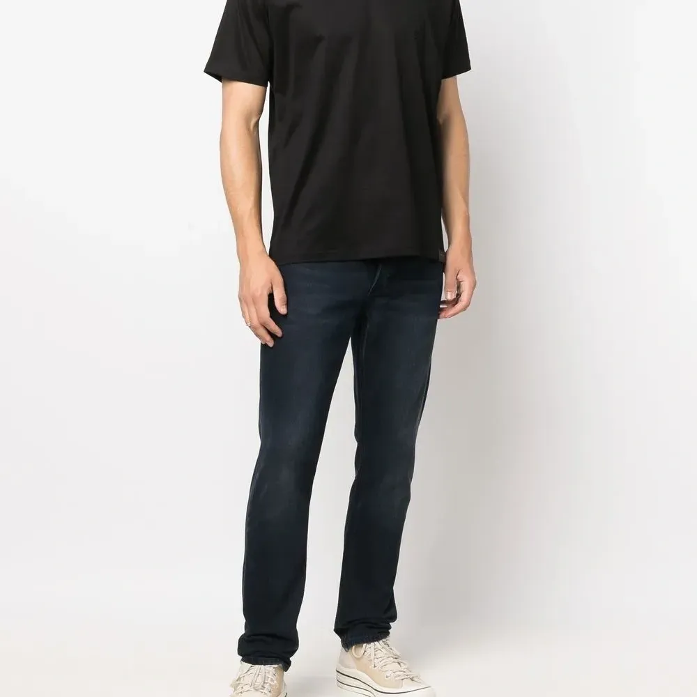 Футболка с круглым вырезом