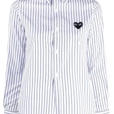 Полосатая рубашка с нашивкой в форме сердца