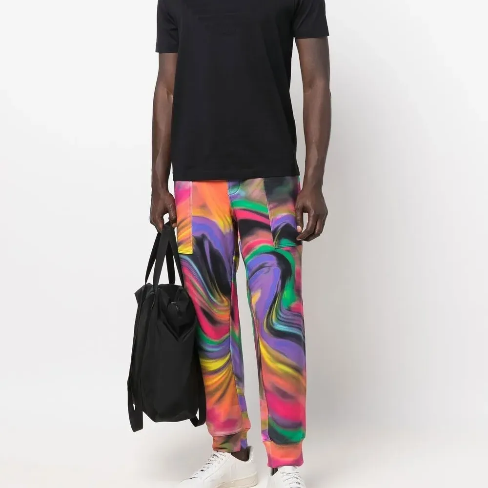 Футболка с логотипом