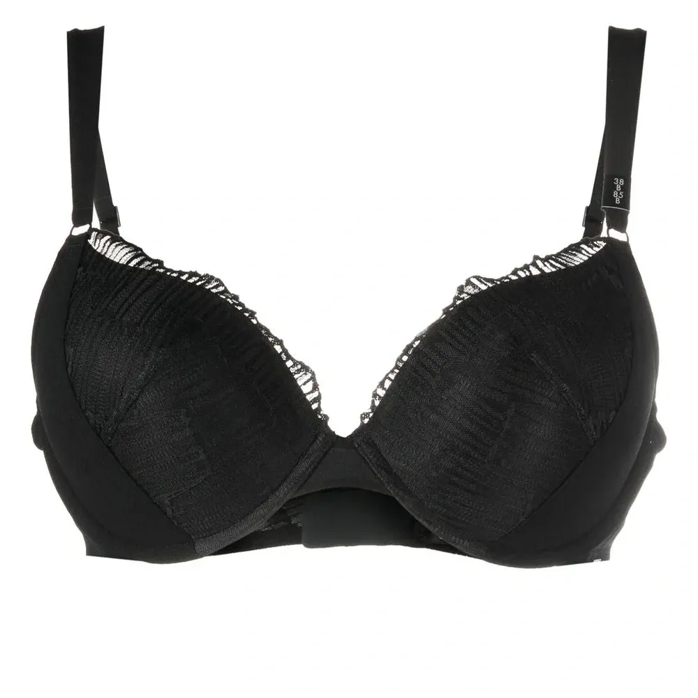 Бюстгальтер с эффектом пуш-ап