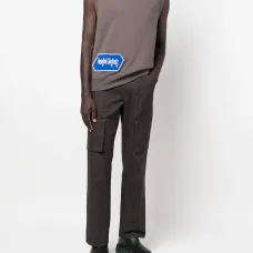 Топ с нашивкой