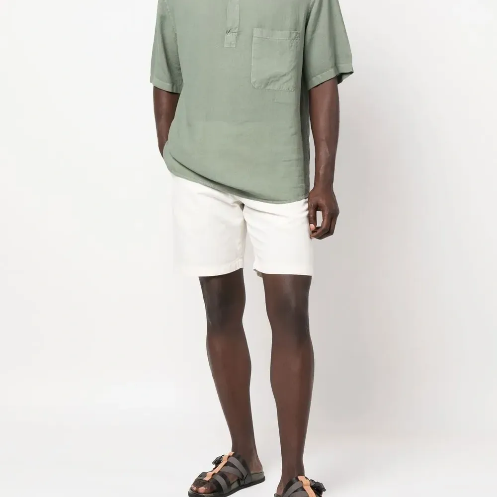 Футболка с нагрудным карманом