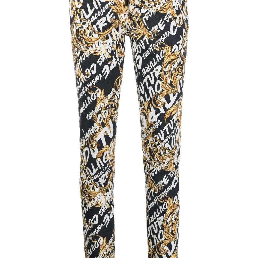 Джинсы с логотипом