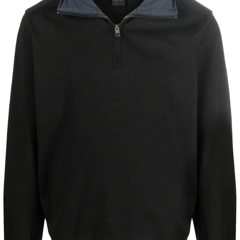 Толстовка с высоким воротником и капюшоном