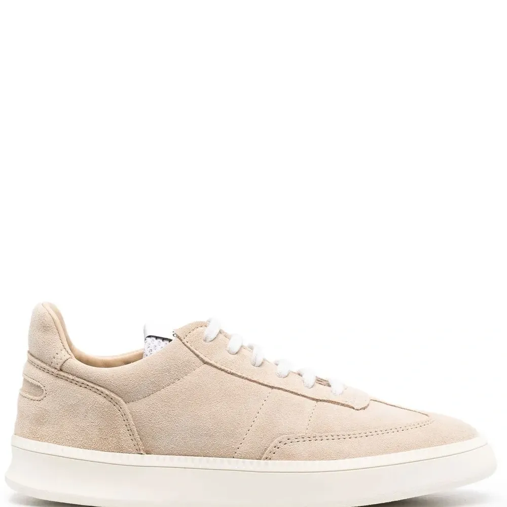 Кеды с логотипом