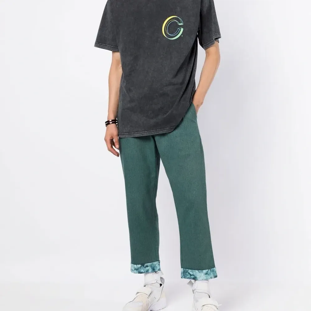 Брюки прямого кроя с подворотами