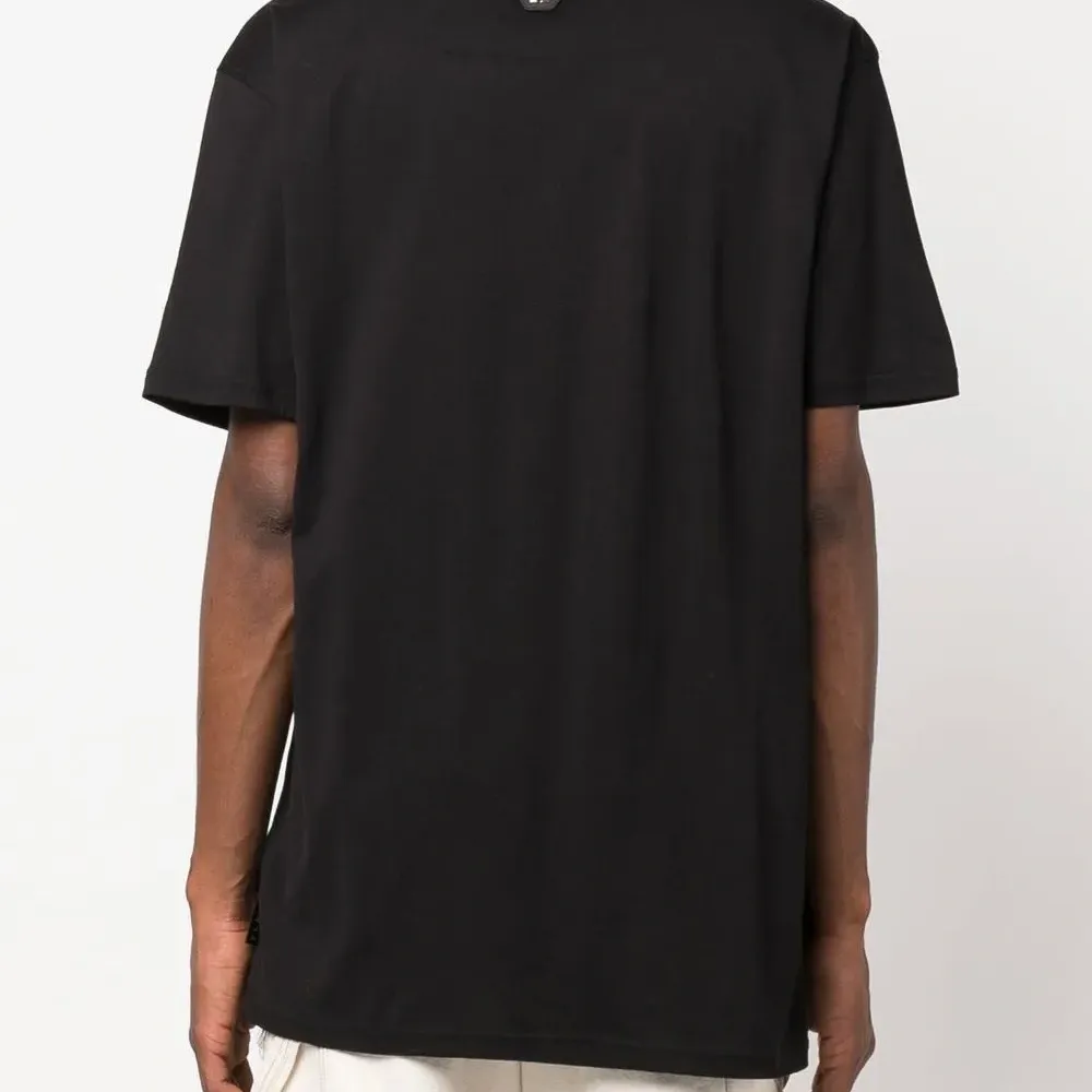 Футболка с логотипом