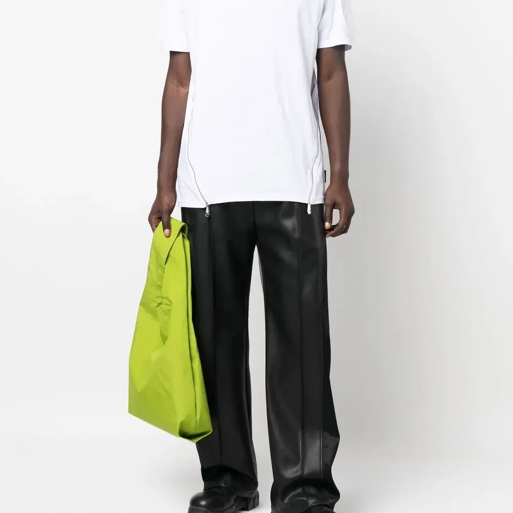 Футболка на молнии с нашивкой-логотипом