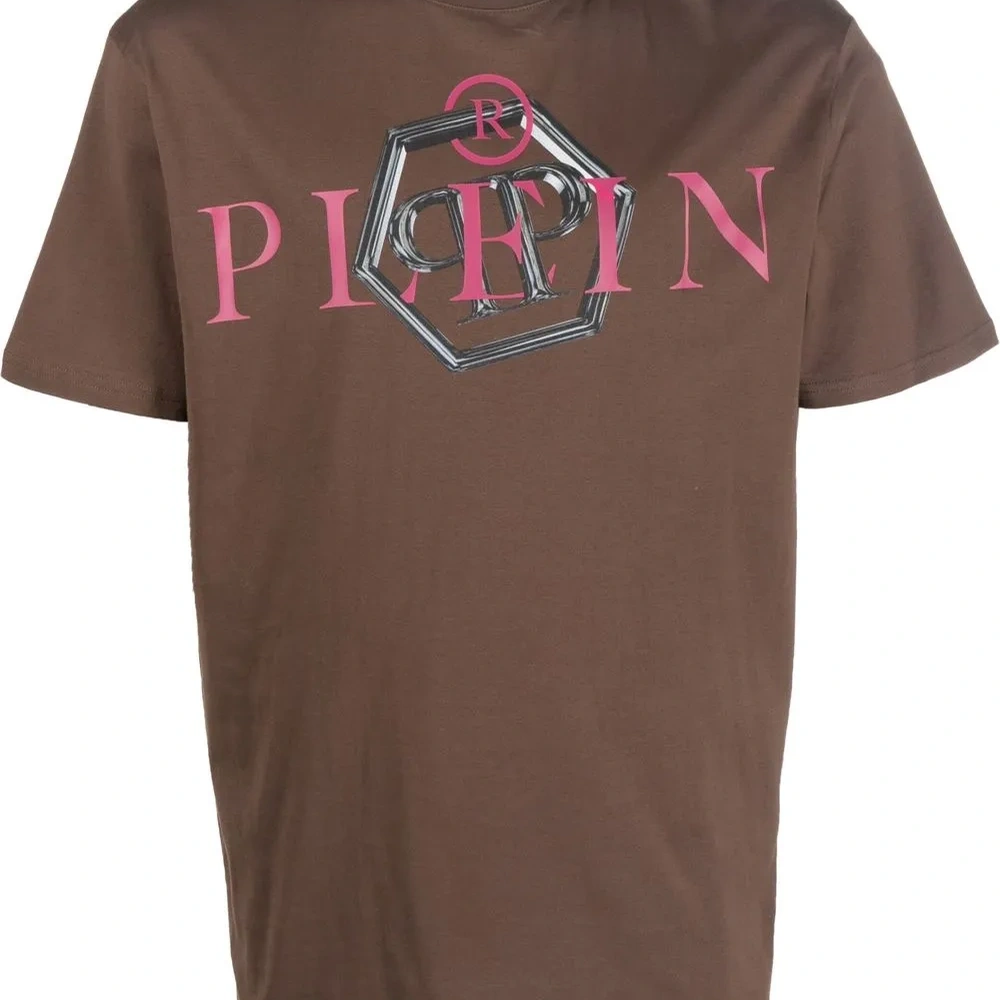 Футболка с логотипом