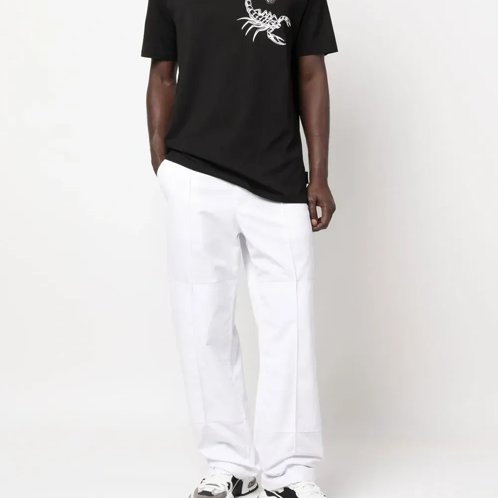 Футболка с логотипом