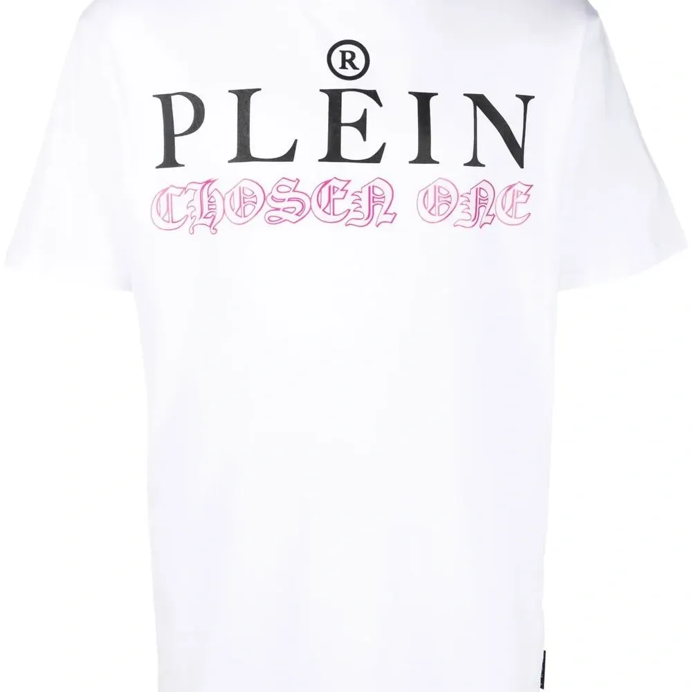 Футболка с логотипом