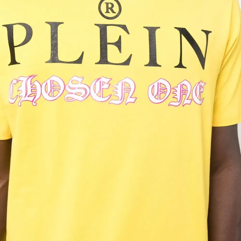 Футболка с логотипом