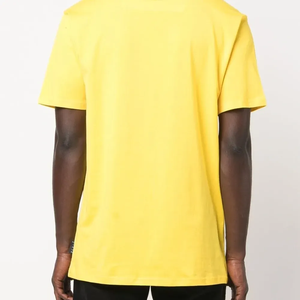 Футболка с логотипом