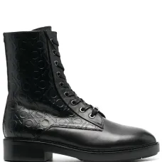 Ботинки с тисненой монограммой