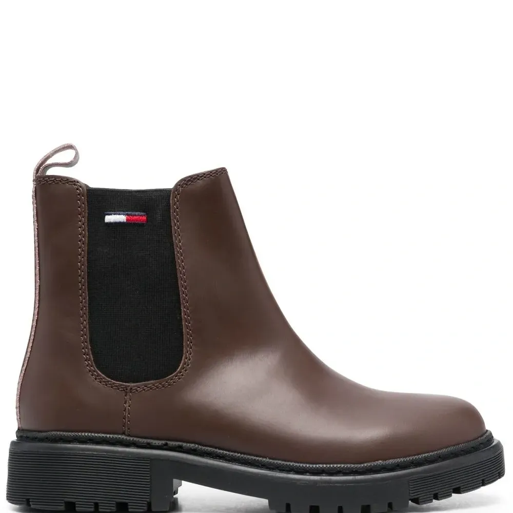 Ботинки с эластичными вставками