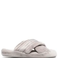 Шлепанцы с логотипом