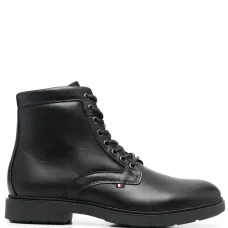 Ботинки на шнуровке