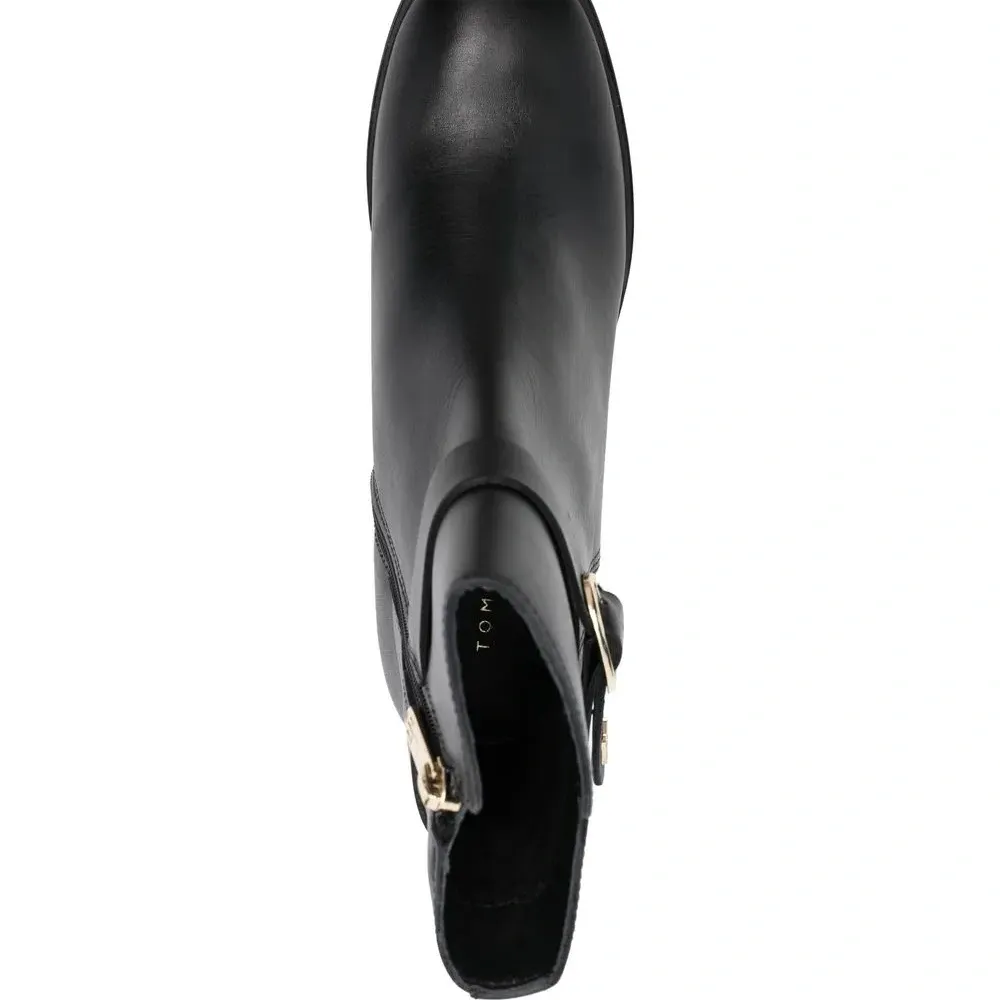 Ботильоны с пряжкой