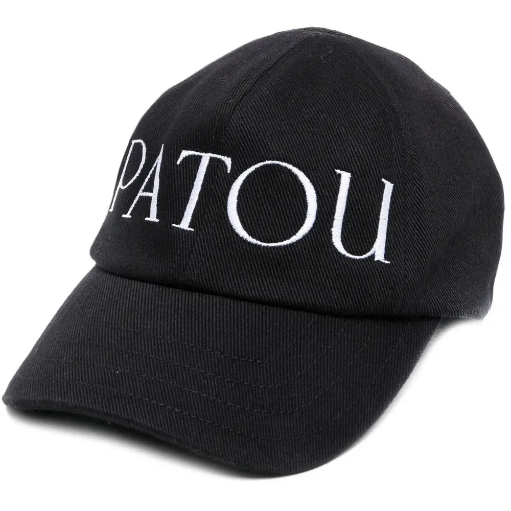 Бейсболка с вышитым логотипом