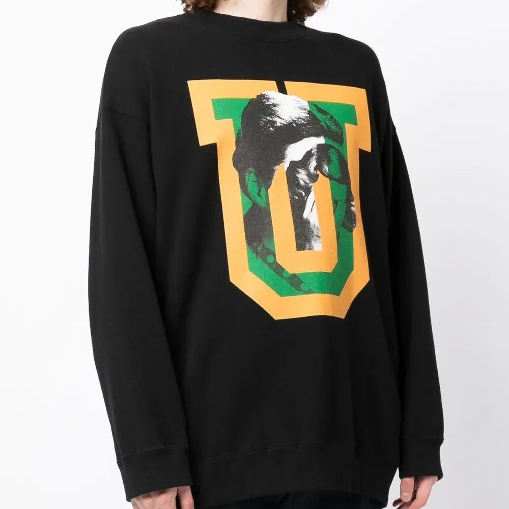 Толстовка с графичным принтом