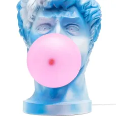 Скульптура в форме головы Скульптура в форме головы